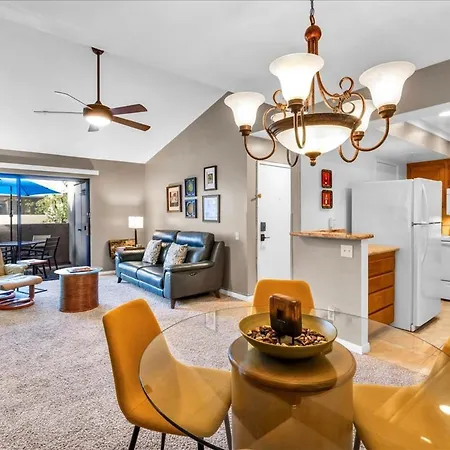 Modern Comfort In The Heart Of Palm Springs - A Ryson Property